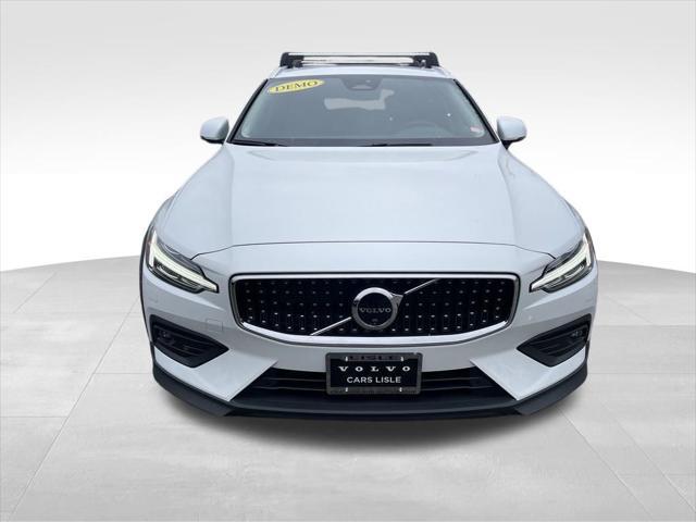 new 2024 Volvo V60 Cross Country car, priced at $49,986