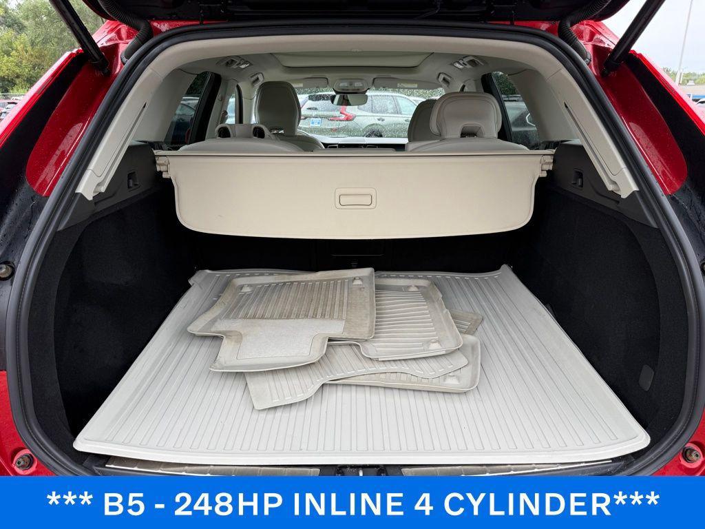 used 2022 Volvo XC60 car, priced at $33,435
