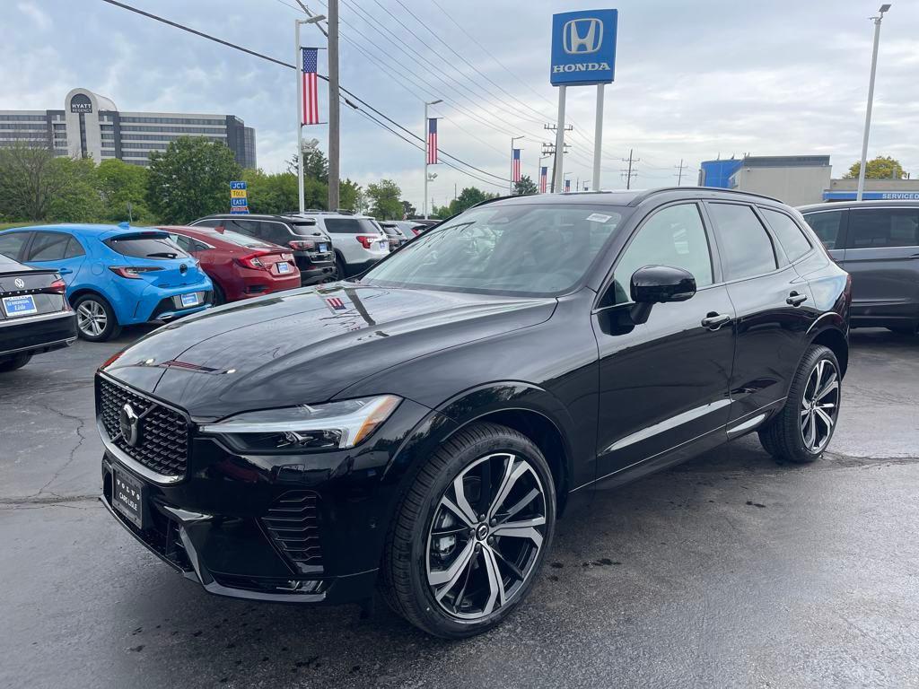 new 2025 Volvo XC60 car, priced at $50,403