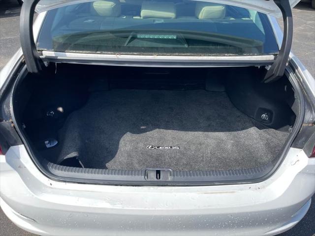 used 2019 Lexus ES 350 car, priced at $27,900