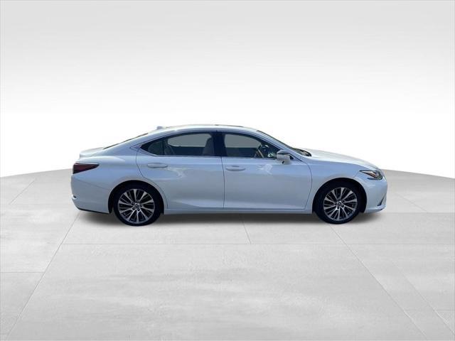 used 2019 Lexus ES 350 car, priced at $27,900