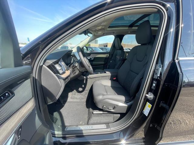 new 2026 Volvo XC90 car, priced at $71,825