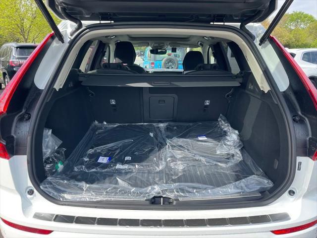 new 2025 Volvo XC60 car, priced at $55,400