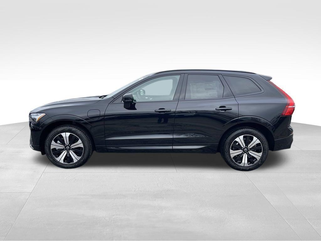 new 2025 Volvo XC60 Plug-In Hybrid car, priced at $55,990