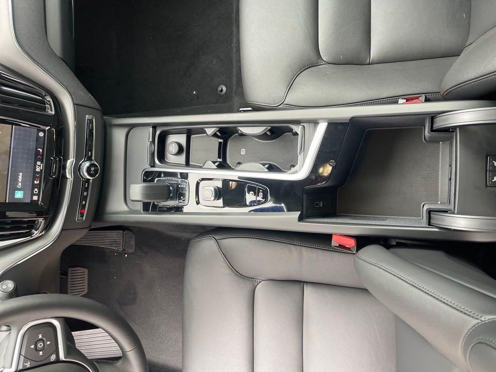 new 2025 Volvo XC60 Plug-In Hybrid car, priced at $55,990