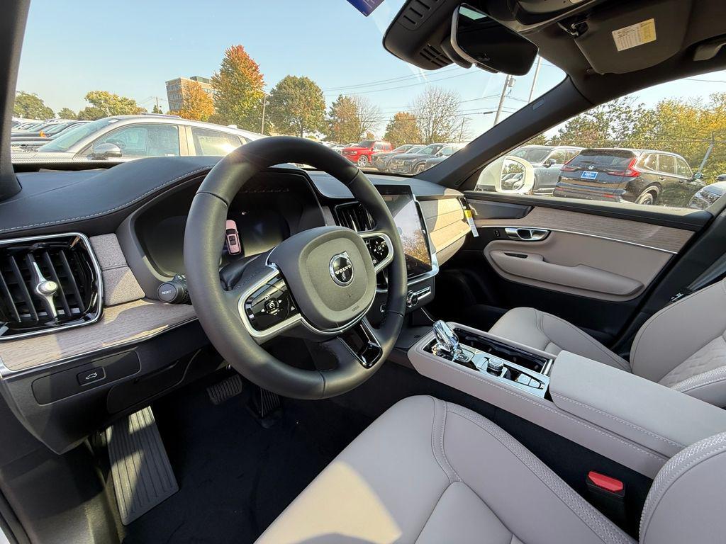 new 2026 Volvo XC90 car, priced at $71,825