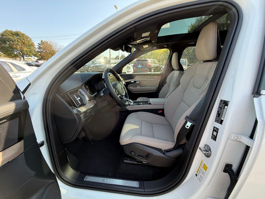 new 2026 Volvo XC90 car, priced at $71,825