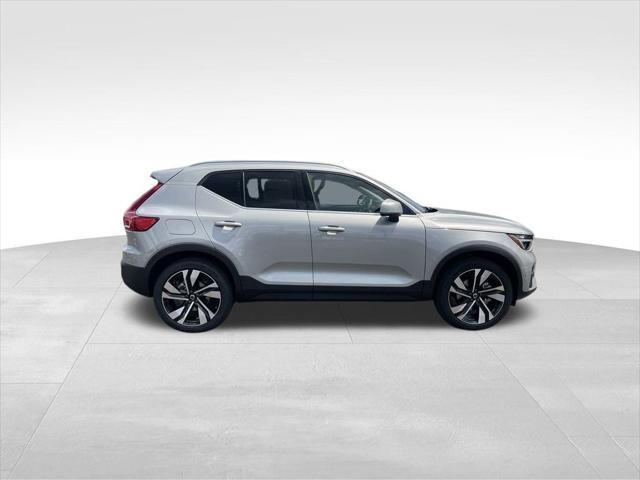 new 2025 Volvo XC40 car, priced at $50,500