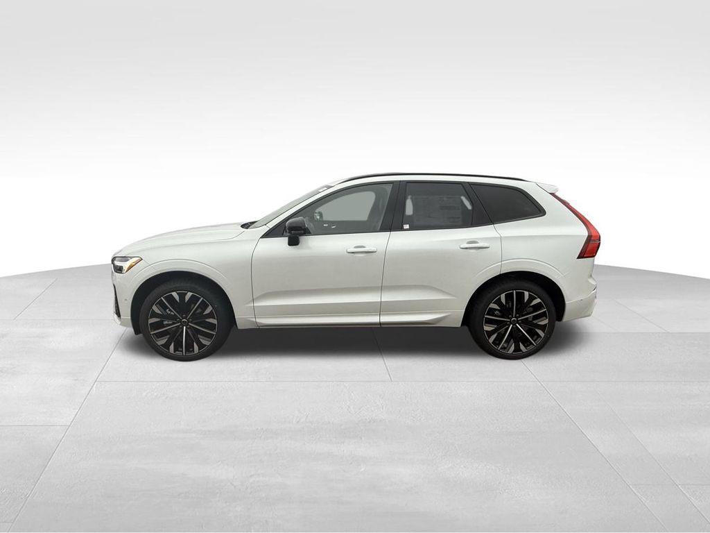 new 2026 Volvo XC60 car, priced at $61,525