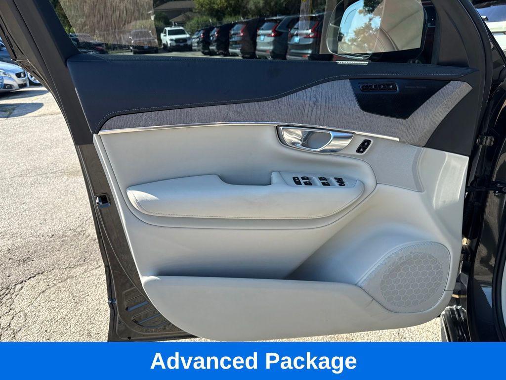 used 2022 Volvo XC90 car, priced at $38,417