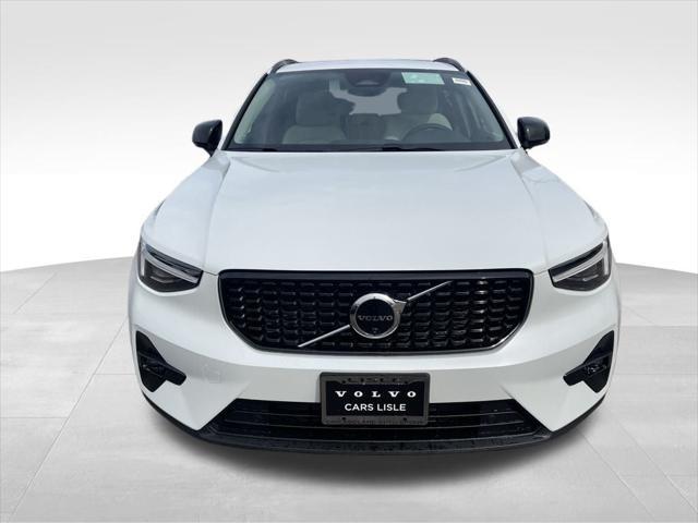 new 2025 Volvo XC40 car, priced at $45,645