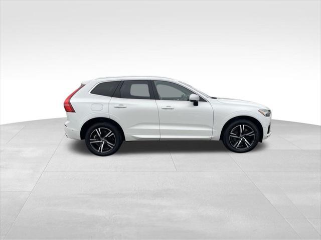 used 2018 Volvo XC60 Recharge Plug-In Hybrid car, priced at $18,800