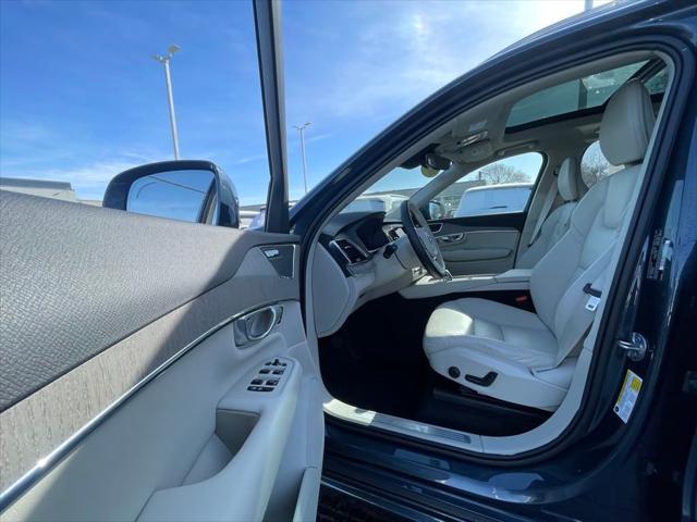 new 2025 Volvo XC90 car, priced at $58,915