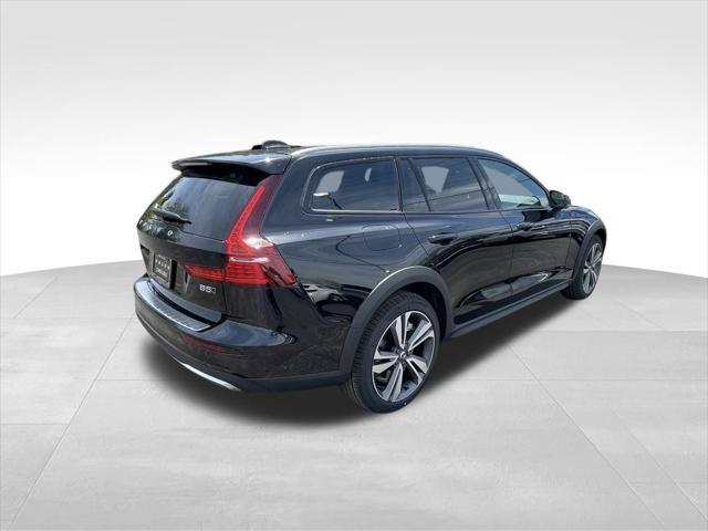 new 2025 Volvo V60 Cross Country car, priced at $55,525