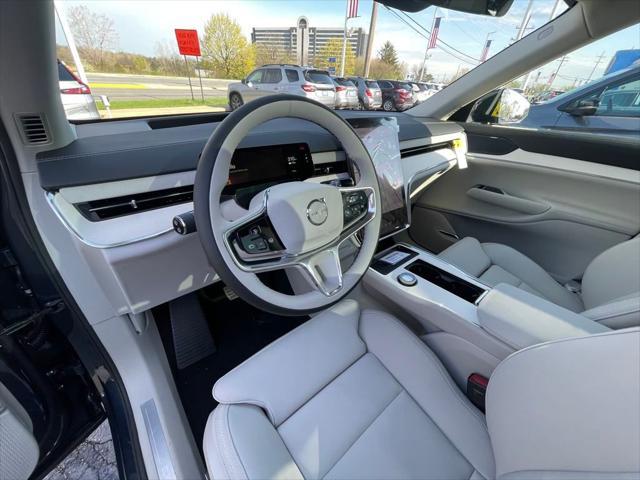 new 2025 Volvo EX90 car, priced at $82,090