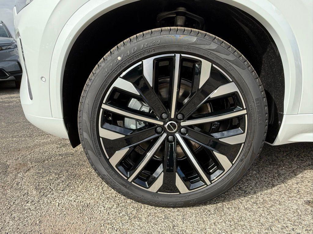 new 2026 Volvo XC90 car, priced at $71,825