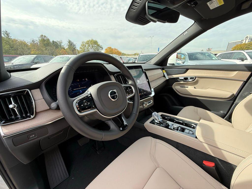 new 2026 Volvo XC90 car, priced at $71,825