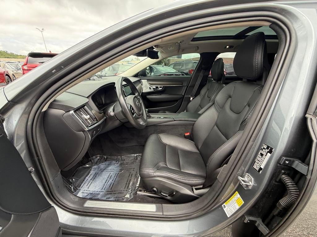 used 2018 Volvo V90 Cross Country car, priced at $23,496