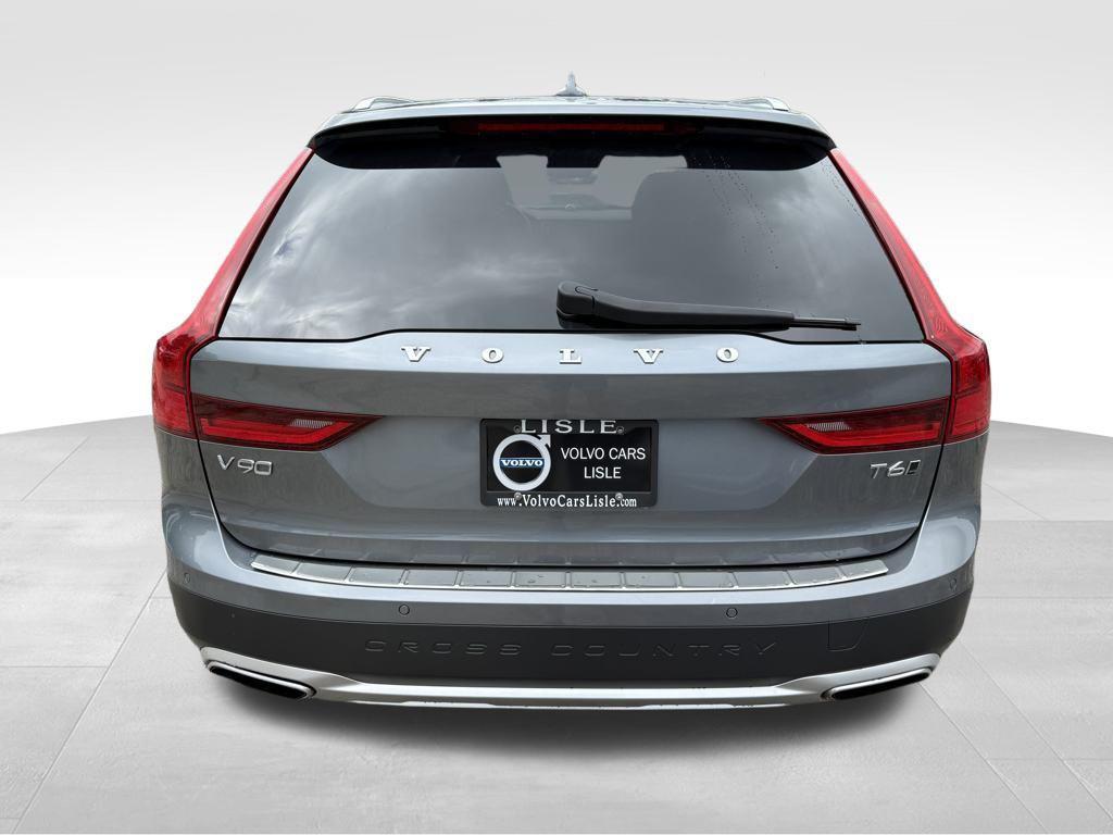 used 2018 Volvo V90 Cross Country car, priced at $23,496