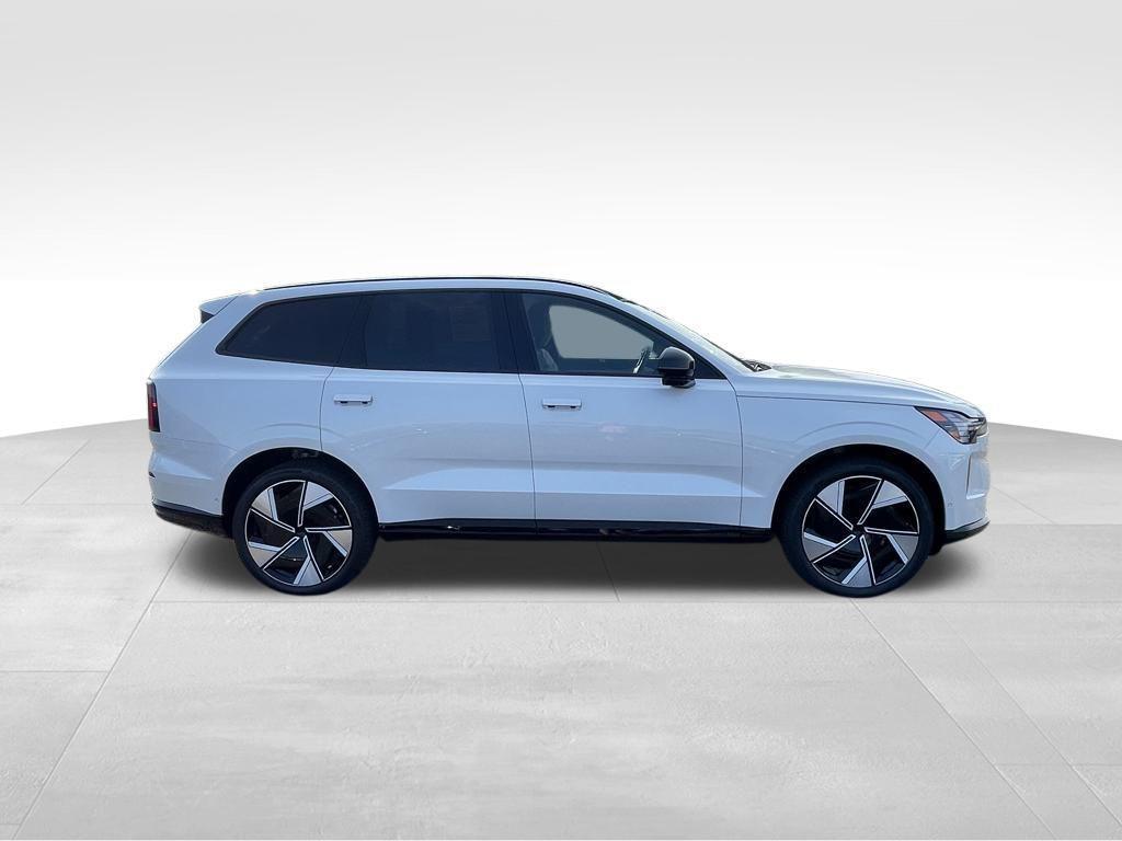 new 2025 Volvo EX90 car, priced at $84,312
