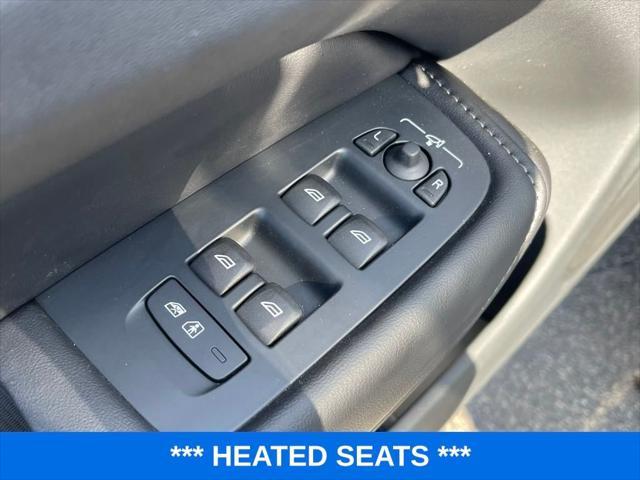 used 2022 Volvo XC60 car, priced at $44,834