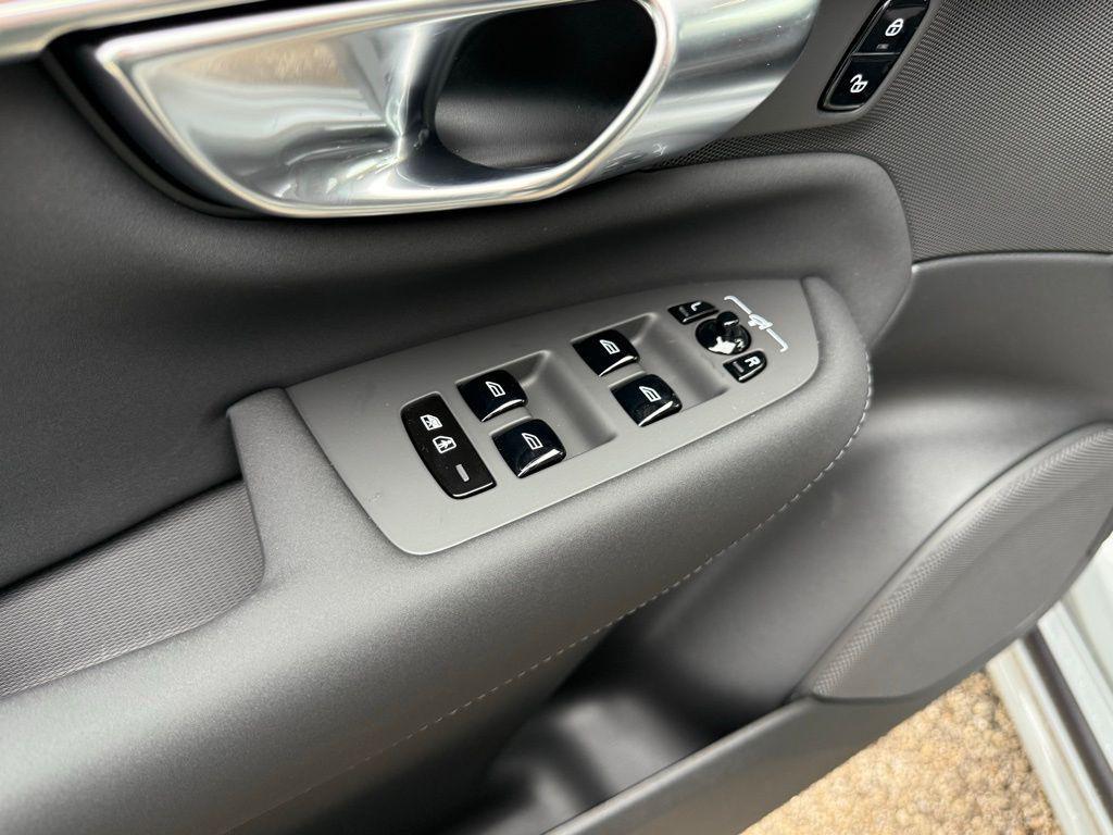 new 2026 Volvo XC90 car, priced at $67,825