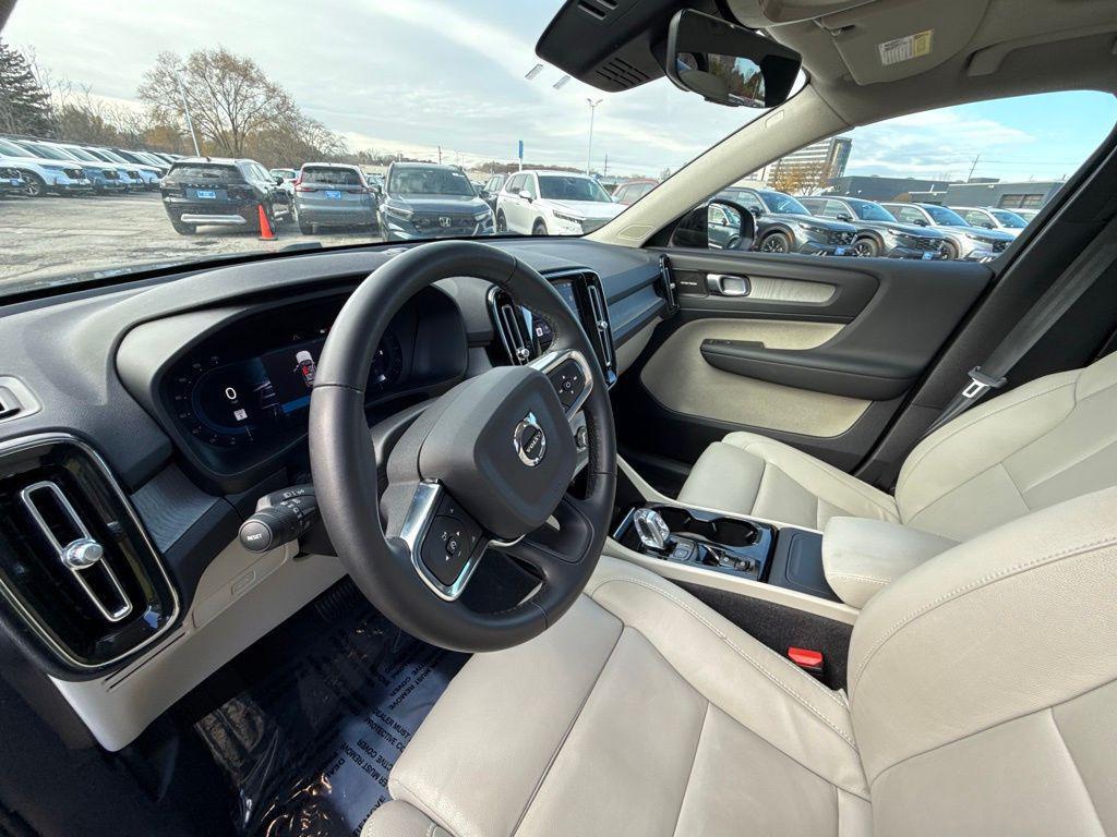 used 2024 Volvo XC40 car, priced at $33,298