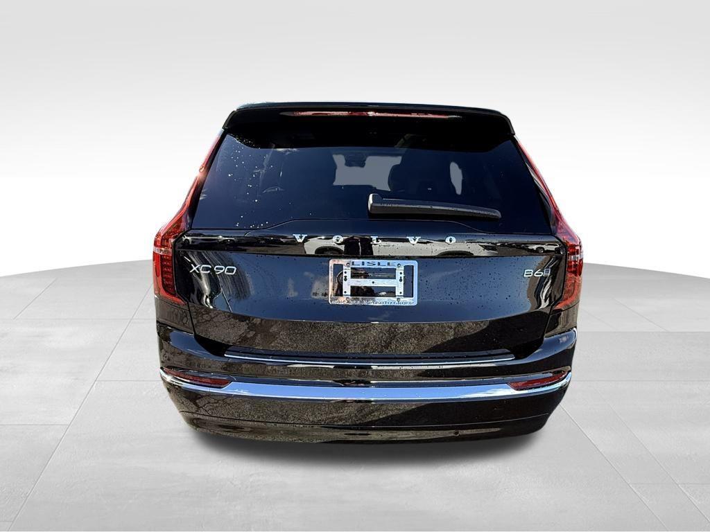 new 2026 Volvo XC90 car, priced at $71,825