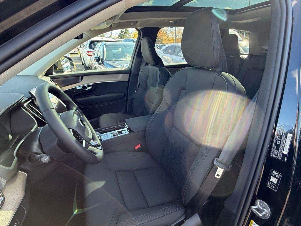 new 2026 Volvo XC90 car, priced at $71,825