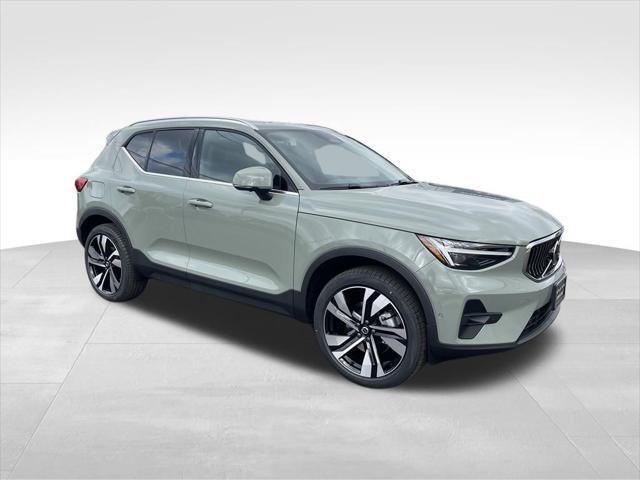 new 2025 Volvo XC40 car, priced at $50,500