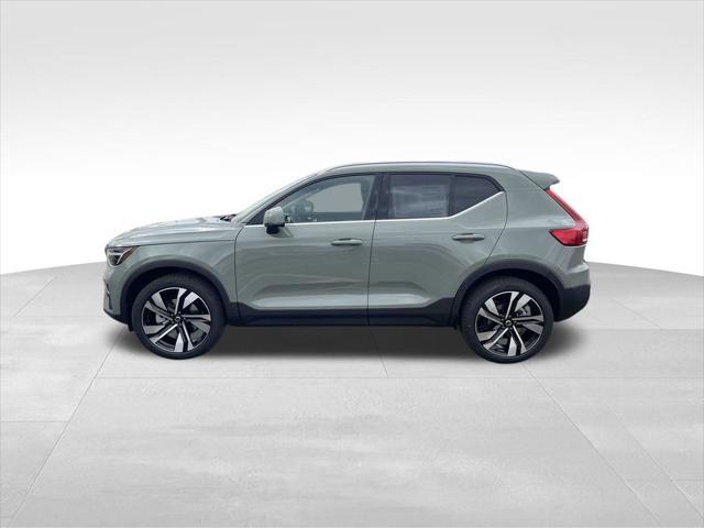 new 2025 Volvo XC40 car, priced at $50,500