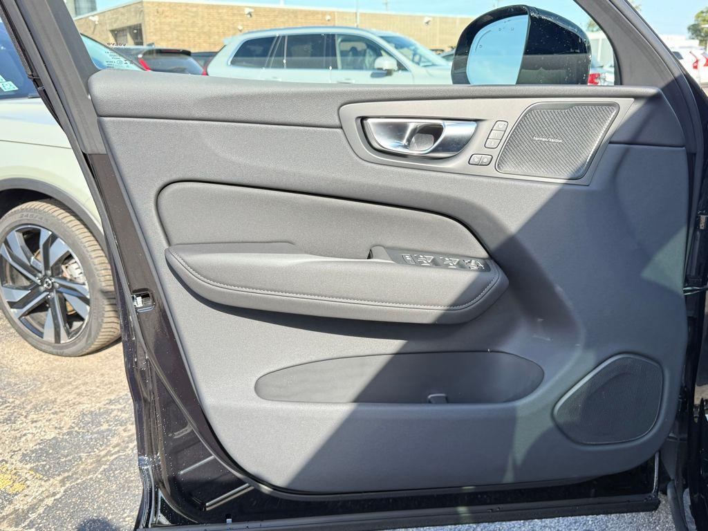 new 2026 Volvo XC60 car, priced at $60,935