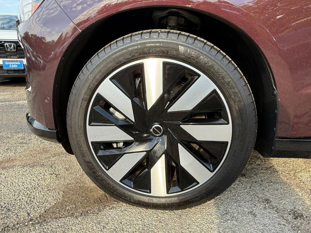 new 2025 Volvo EX90 car, priced at $85,117