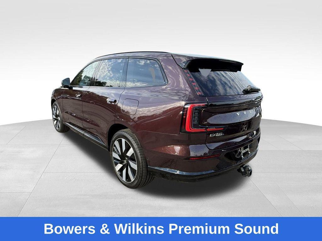 new 2025 Volvo EX90 car, priced at $85,117