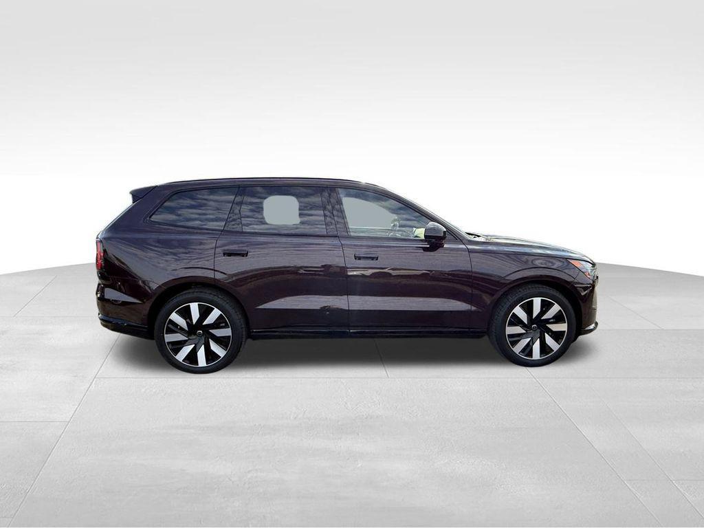 new 2025 Volvo EX90 car, priced at $85,117