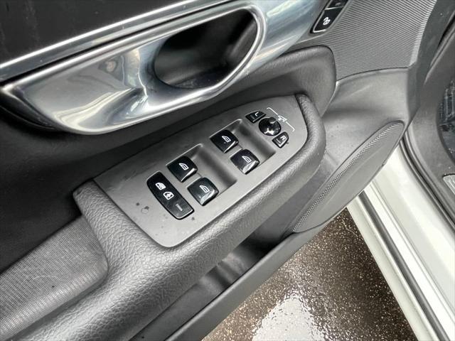 used 2020 Volvo XC90 car, priced at $26,900