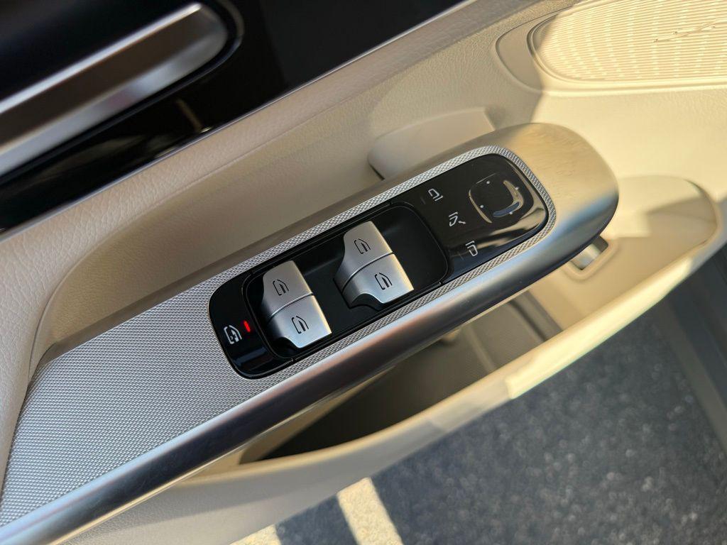 used 2024 Mercedes-Benz GLC 300 car, priced at $43,988