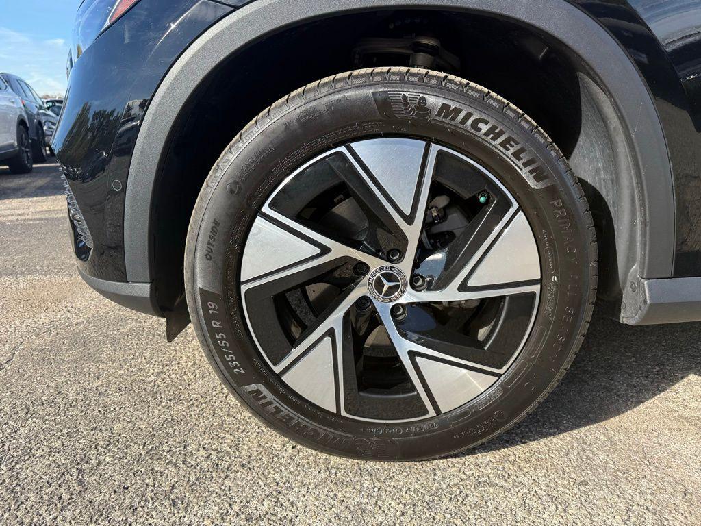 used 2024 Mercedes-Benz GLC 300 car, priced at $43,988