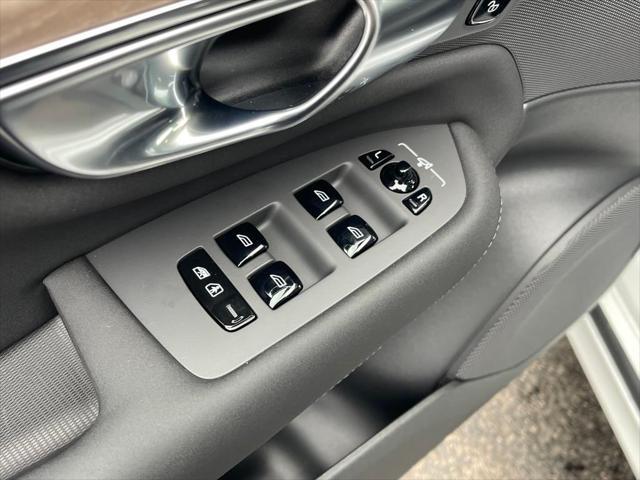 new 2025 Volvo XC90 Plug-In Hybrid car, priced at $76,805