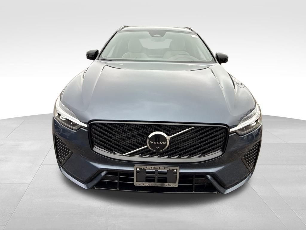 new 2026 Volvo XC60 car, priced at $54,985