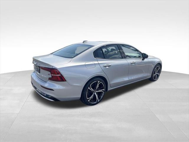 new 2024 Volvo S60 car, priced at $41,794