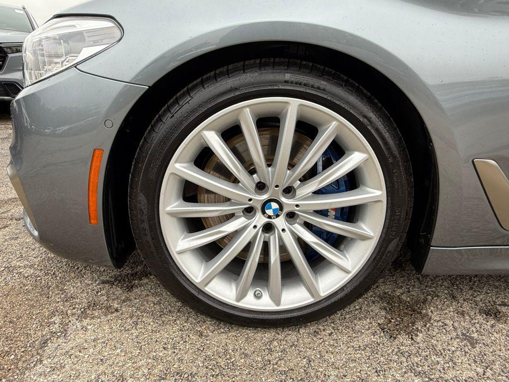 used 2020 BMW M550 car, priced at $39,389