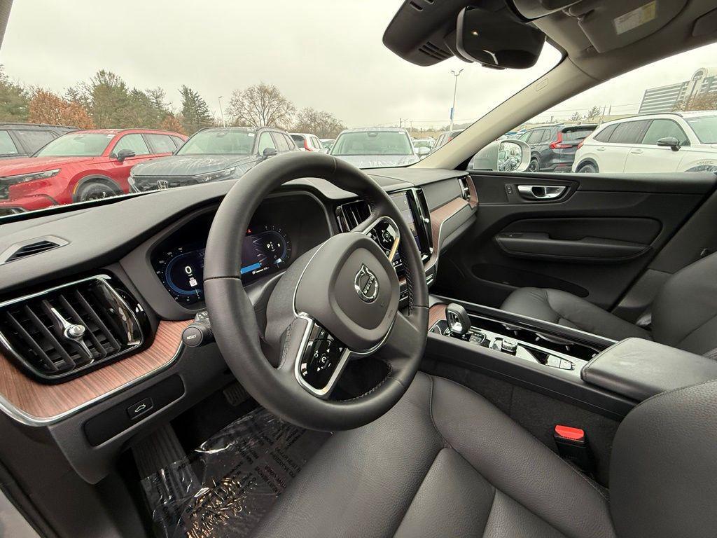 used 2023 Volvo XC60 car, priced at $32,499