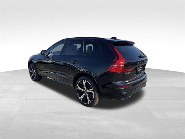 new 2025 Volvo XC60 car, priced at $59,135