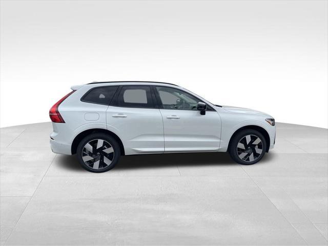 new 2025 Volvo XC60 Plug-In Hybrid car, priced at $65,425