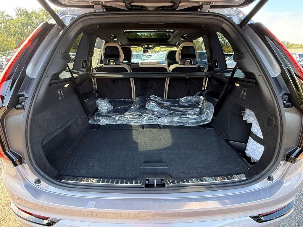 new 2026 Volvo XC90 car, priced at $83,590