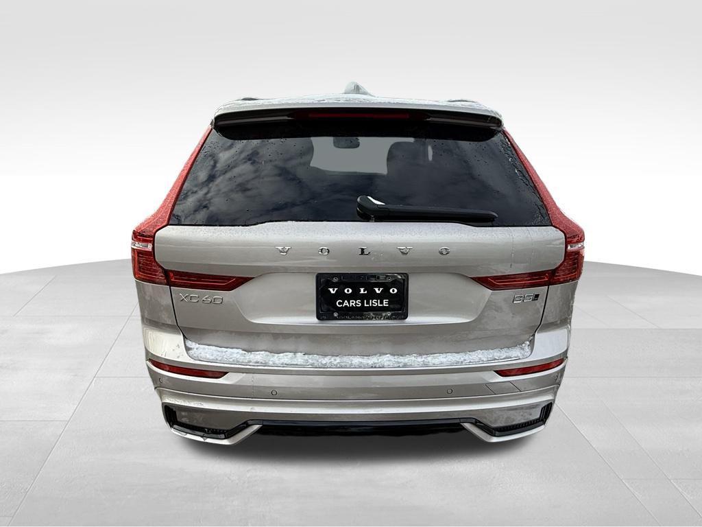 new 2025 Volvo XC60 car, priced at $51,100
