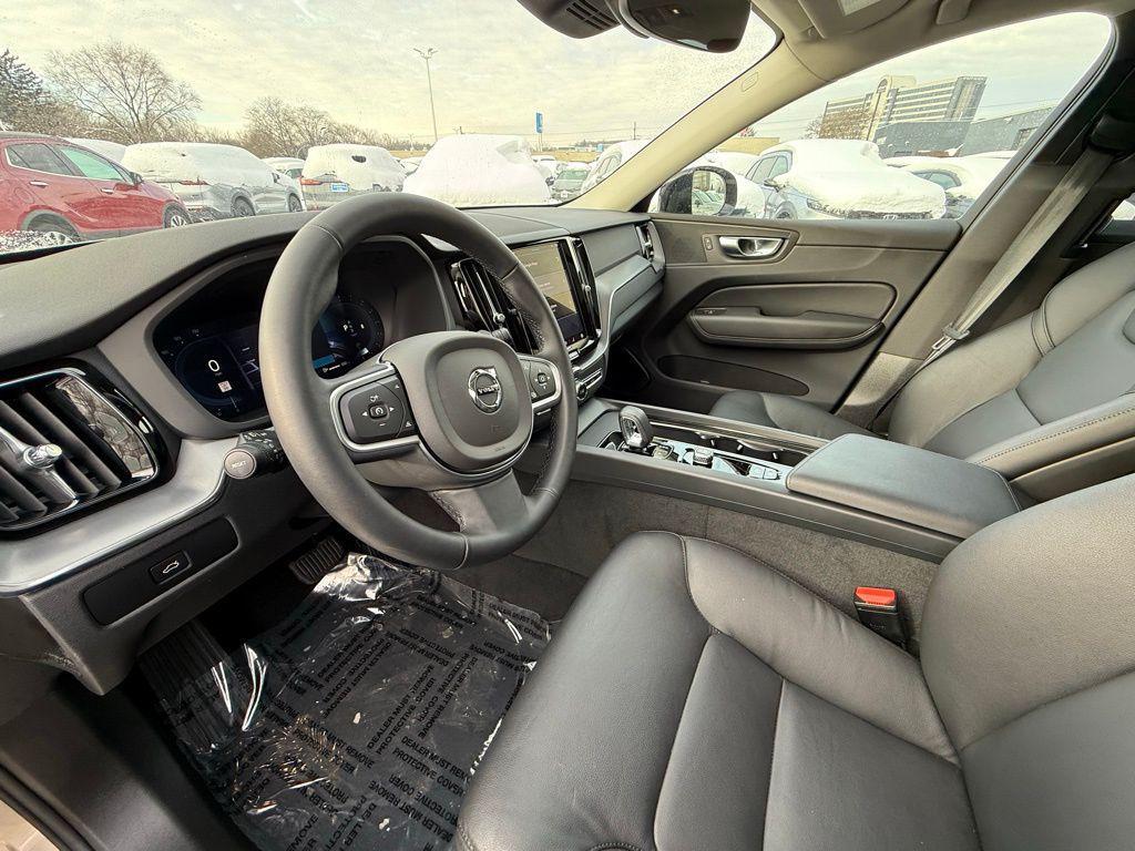 new 2025 Volvo XC60 car, priced at $51,100