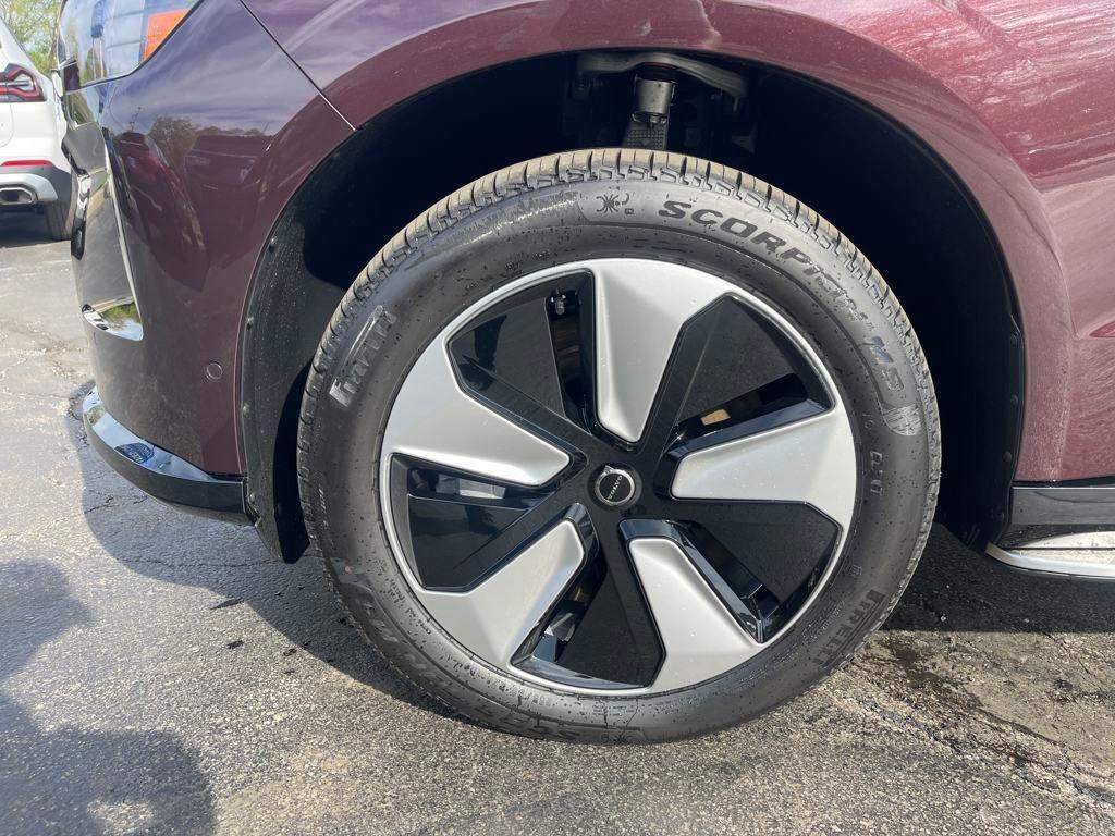 new 2025 Volvo EX90 car, priced at $83,059