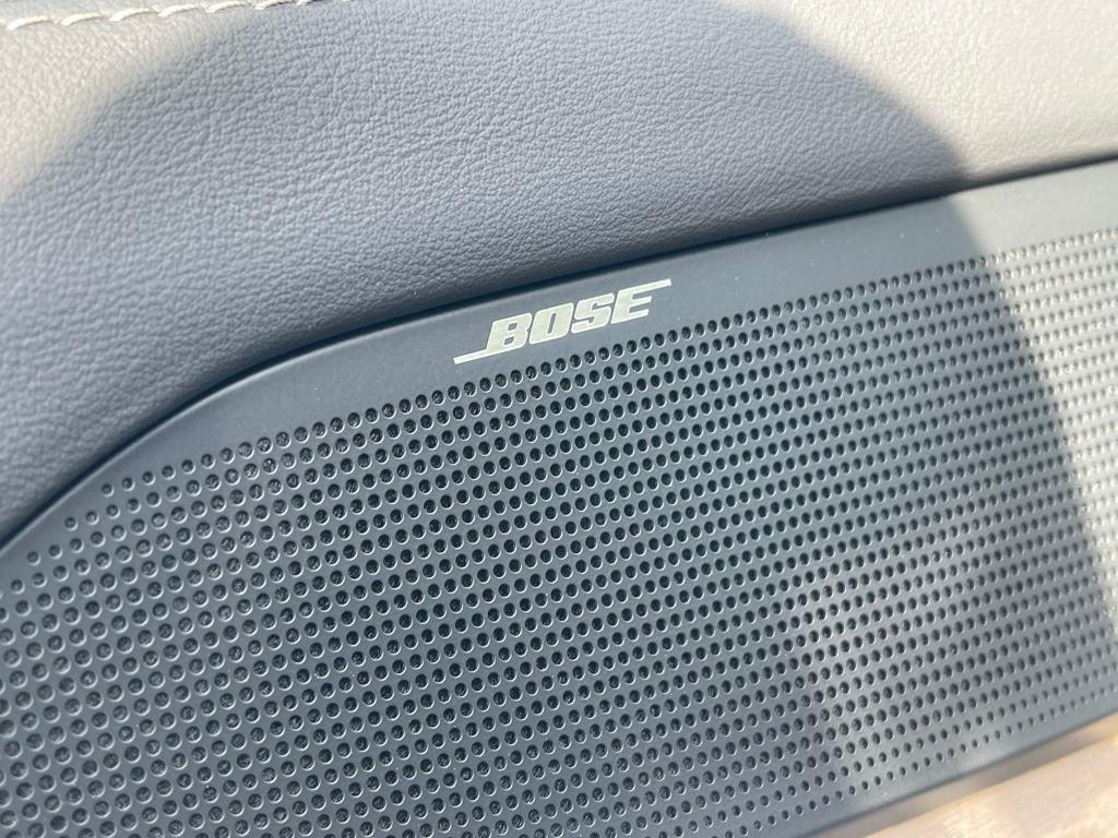 new 2025 Volvo EX90 car, priced at $83,059